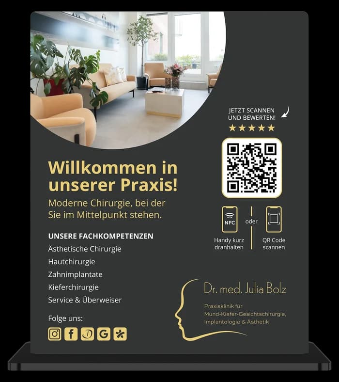 Der Aufsteller von Praxisklinik Dr. Julia Bolz
